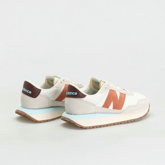 New Balance 237 Shoes beige (sea salt) - Picture 4 of 11